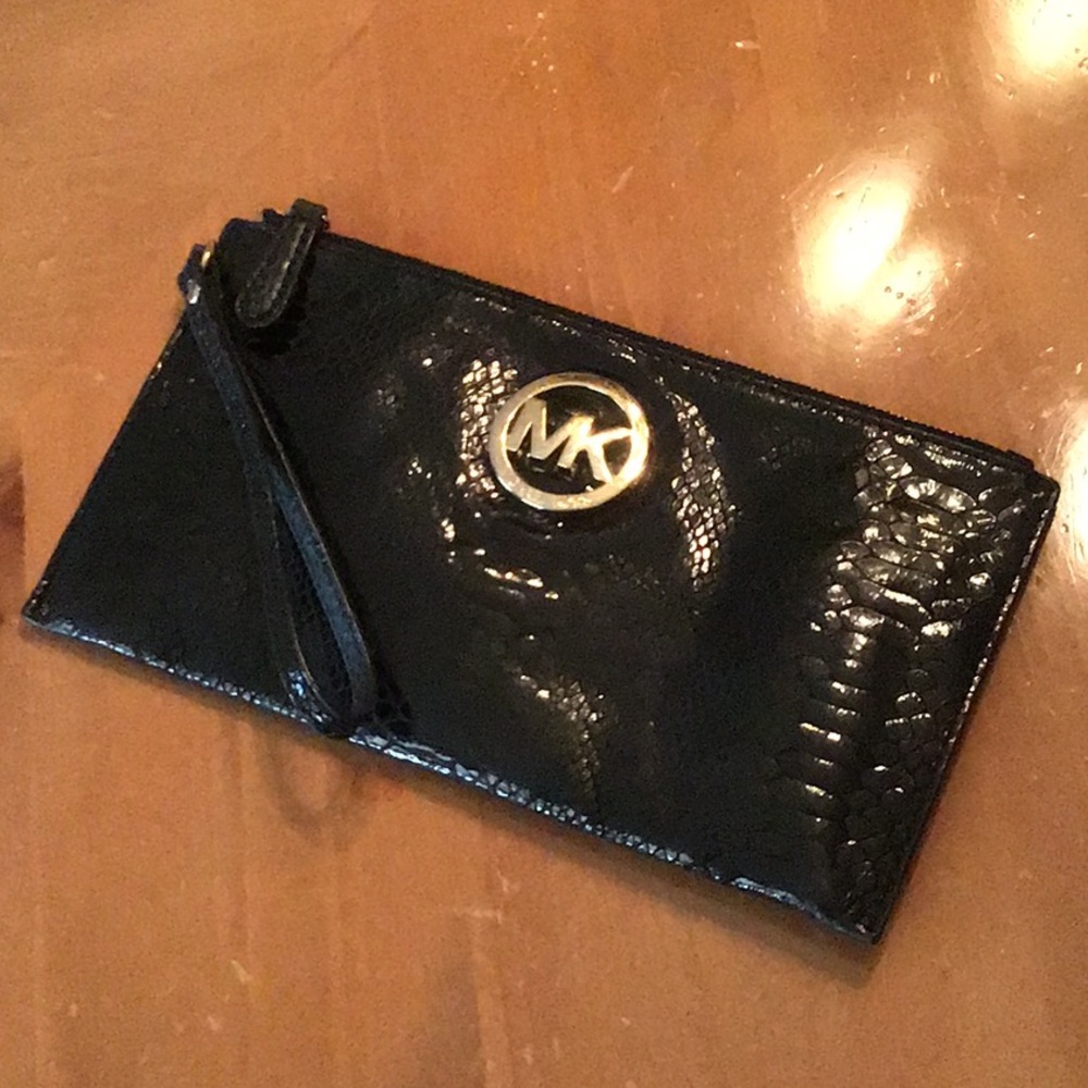 Michael Kors Black Snake Embossed Wristlet *VGUC*